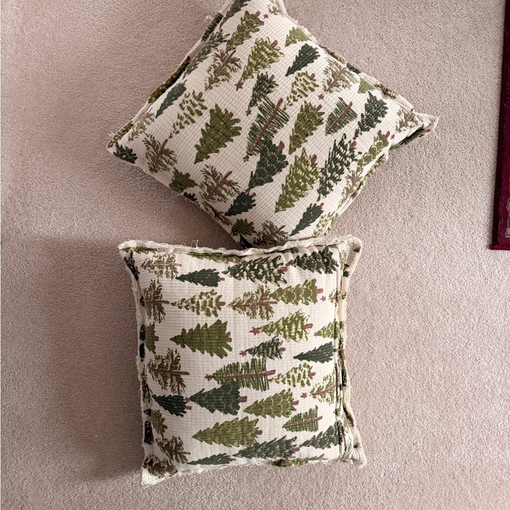 Holiday Pine Tree Throw Pillow - Green